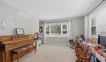 4645 N Hillcrest St, Bel Aire, KS 67220