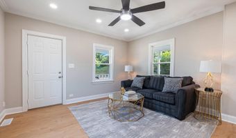 4914 22ND St N, Arlington, VA 22207