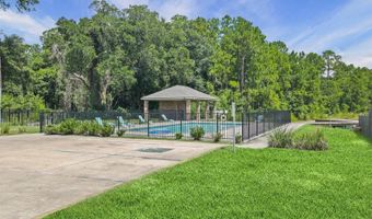 6236 Emerald Lake Dr, Biloxi, MS 39532