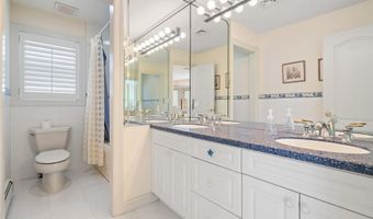 1100 ISLAND Dr, Bayville, NJ 08721