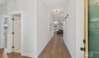 3760 Jackie Ln, Boise, ID 83704