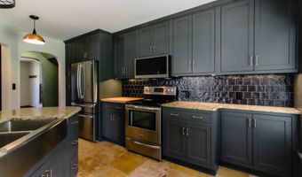 1060 Broad St, Ashland, OH 44805