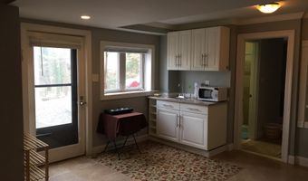 8312 UPPER SPRING Ln, Annandale, VA 22003