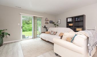 4 FRANKLIN Sq, Berlin, MD 21811