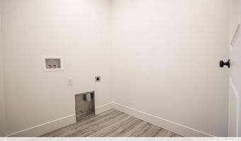 2986 Sydney, Ammon, ID 83401