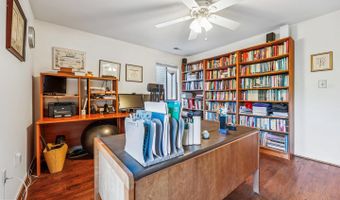 9305 FRIARS Rd, Bethesda, MD 20817