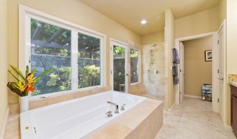 77-145 KALANIUKA St, Holualoa, HI 96725
