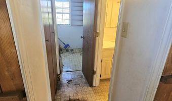 444 E 8th St, Baxter Springs, KS 66713