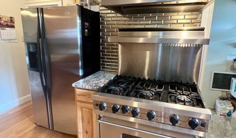 447 Maple Ave, Amsterdam, NY 12010