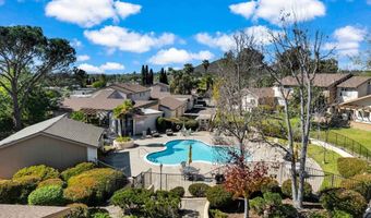 6050 Henderson Dr 16, La Mesa, CA 91942