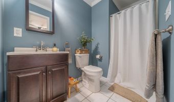 37 Evergreen Rd, Alloway, NJ 07461