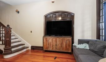 326 E 7TH St, Anniston, AL 36207