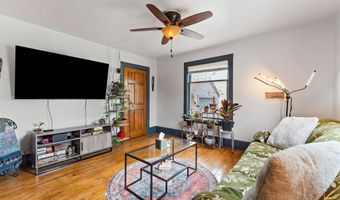 1215 NAVARINO St, Algoma, WI 54201