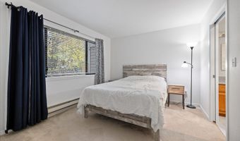 12840 SE 40th Court C5, Bellevue, WA 98006