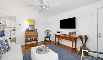 70 Carroll Ave 1009, Newport, RI 02840