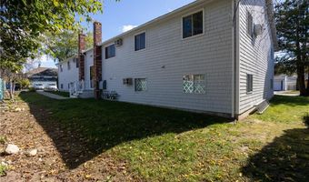 20 Zambarano Ave 202, North Providence, RI 02911