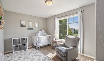 5279 Windfield Dr, Allendale, MI 49401