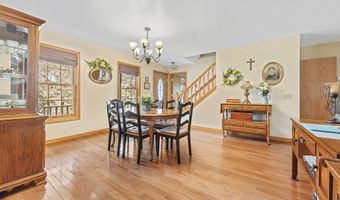 853 Fairway Dr, Alliance, OH 44601