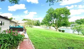 1005 N Shore Dr, Carlsbad, NM 88220