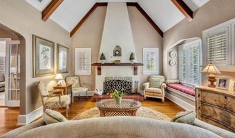 1230 GOLDEN Ln, Orlando, FL 32804