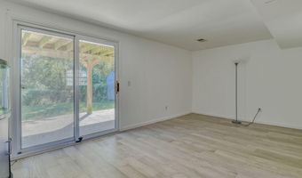 204 Mill Creek Dr, Bayville, NJ 08721
