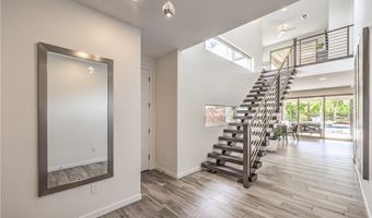 10337 Kesington Dr, Las Vegas, NV 89135