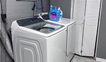 1207 8th St, Aurora, NE 68818