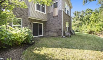 2865 Dillon Dr, Ann Arbor, MI 48105