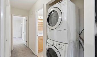 6230 EDSALL Rd 403, Alexandria, VA 22312