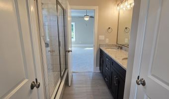 793 Fairway Rd, Ayden, NC 28513