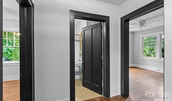 35 Northview St, Asheville, NC 28801