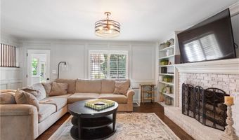 1726 Brookstone Way NW, Acworth, GA 30101