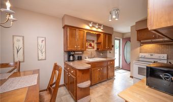 1774 Laurie Dr, Austintown, OH 44511