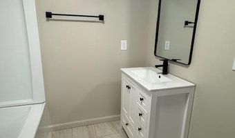 104 S 9th Ave, Amory, MS 38821