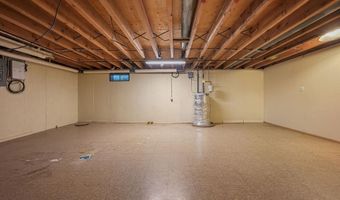 202 CLOVER Dr, Hockessin, DE 19707