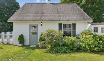 26 Grove St, Bath, ME 04530