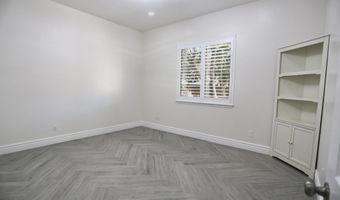 1084 W ENFIELD Pl, Chandler, AZ 85286