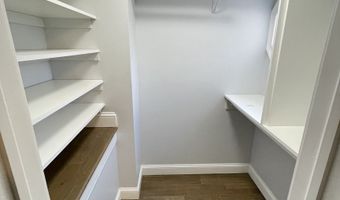 111 Vanguard St, Bridgeport, CT 06606