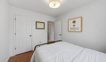 8 N Longwood Ln, Alexandria, KY 41001