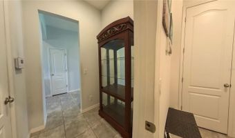 902 GRAND HILLTOP Dr, Apopka, FL 32703