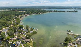 3845 W Sycamore Beach Rd, Angola, IN 46703
