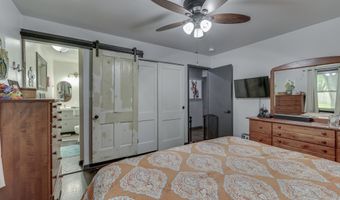 110 N Tresslar Ave, Bargersville, IN 46106