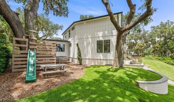 2102 Bay St, Beaufort, SC 29902