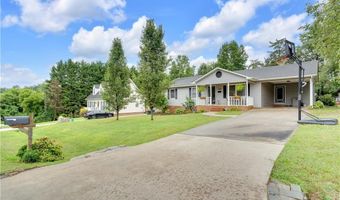 224 Aldridge Ln, Archdale, NC 27263