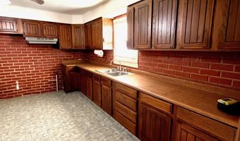 10670 Jackson St, Armona, CA 93202