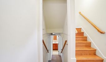 8524 DOTER Dr, Alexandria, VA 22308