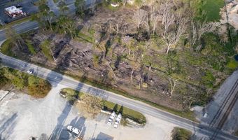 613 E Parker St, Baxley, GA 31513