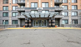 2451 MIDTOWN Ave 1611, Alexandria, VA 22303