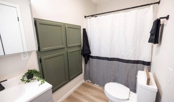 330 W McKeever St, Andrews, IN 46702