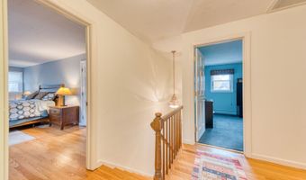 165 Oak Ridge Dr, Berlin, CT 06037